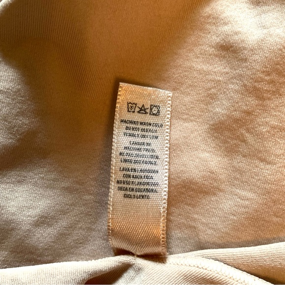 SKIMS Essential Mock Neck Long Sleeve Bodysuit Sienna Tan - Picture 10 of 11